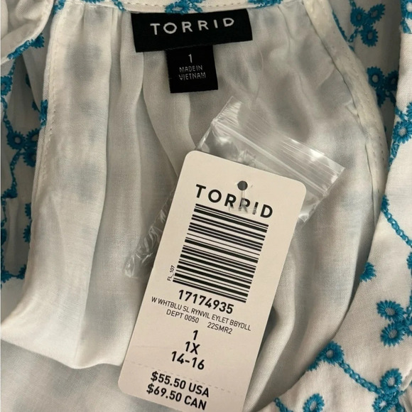 Torrid | Babydoll Eyelet Tiered Top Sleeveless Lined Keyhole Back - Picture 8 of 10